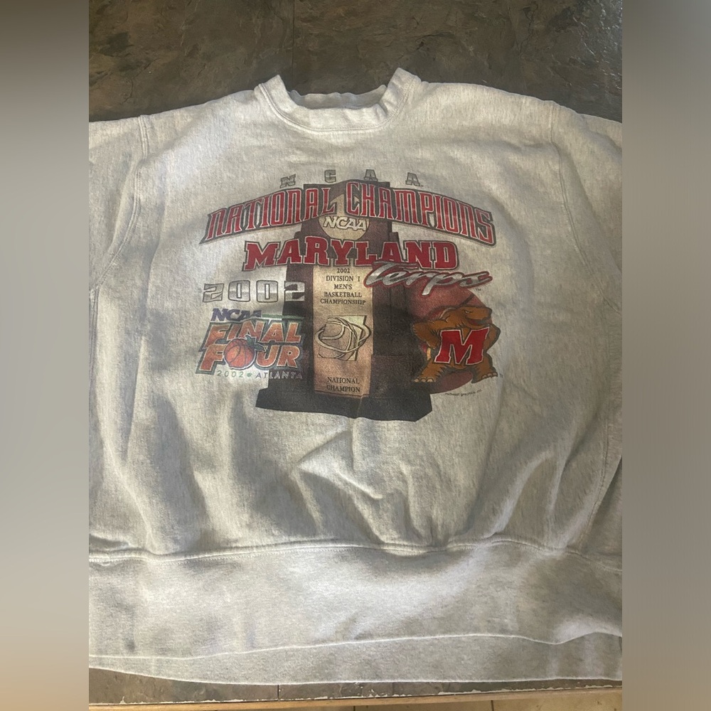 Maryland final four sweatshirt.